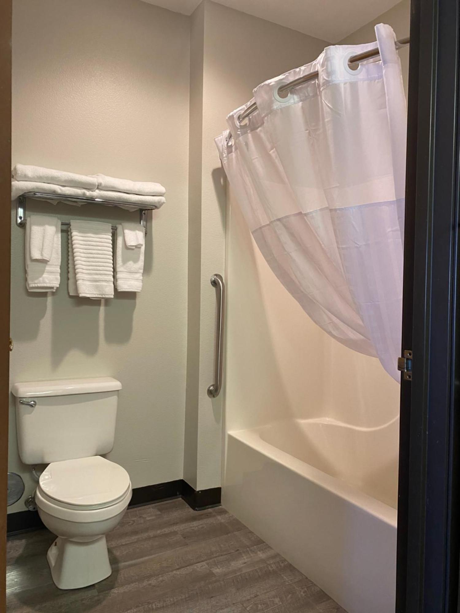 Fairbridge Inn Express Tukwila Buitenkant foto